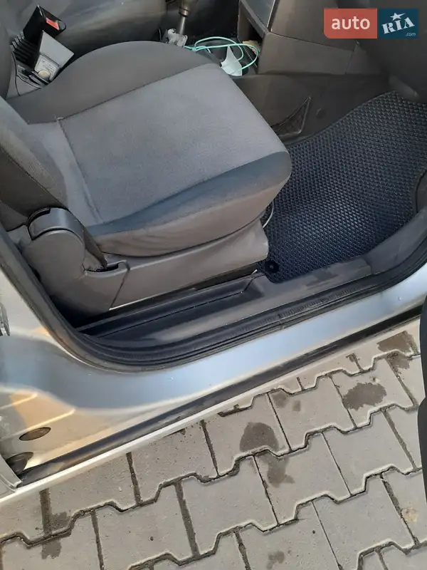 Opel Meriva 2003 VIN W0L0XCE7544133319 фото оголошення 7 з 61