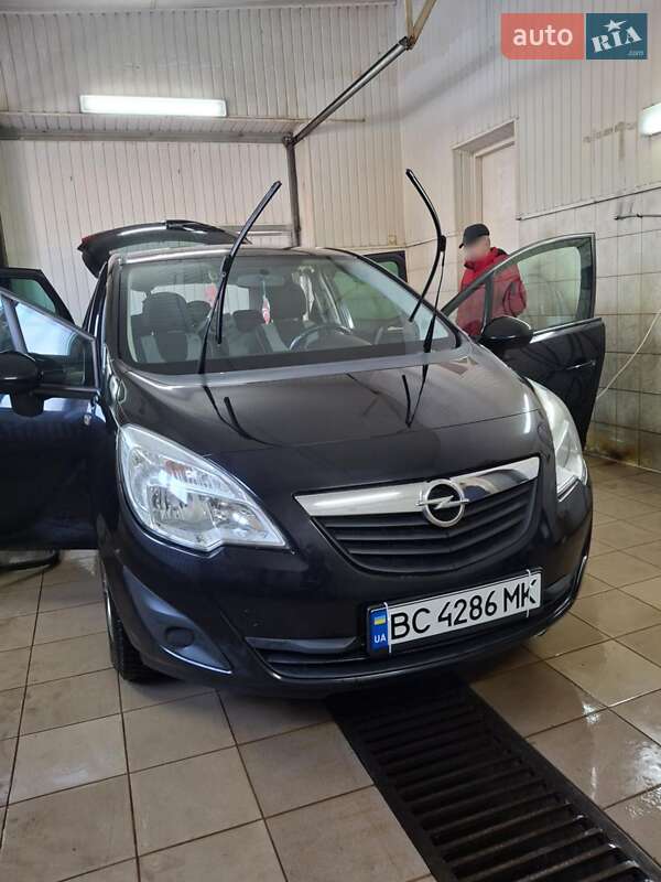 Opel Meriva 2010