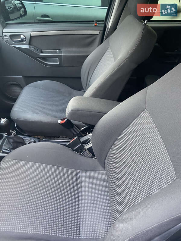 Микровэн Opel Meriva 2007 в Звягеле фото 16 Микровэн Opel Meriva 2007 в Звягеле