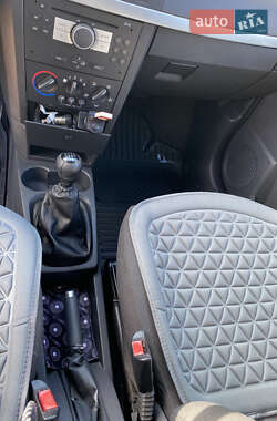 Микровэн Opel Meriva 2005 в 