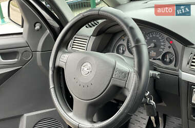 Микровэн Opel Meriva 2004 в 