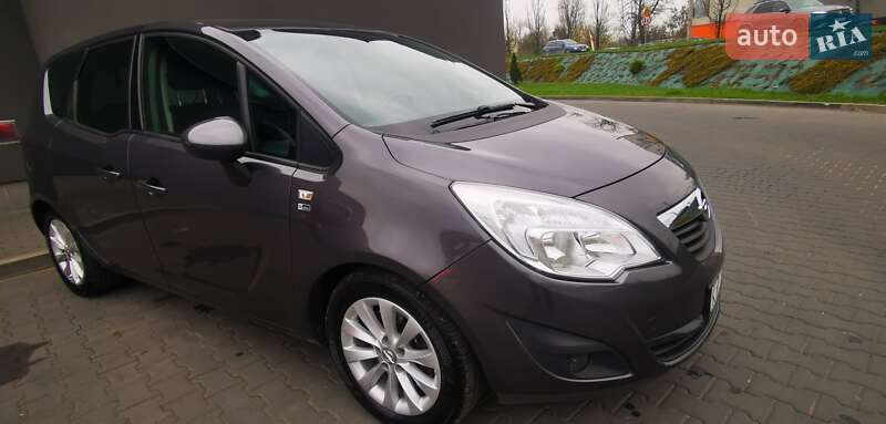 Микровэн Opel Meriva 2012 в Львове