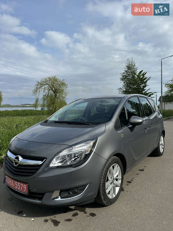 Мікровен Opel Meriva 2015 в Бурштині