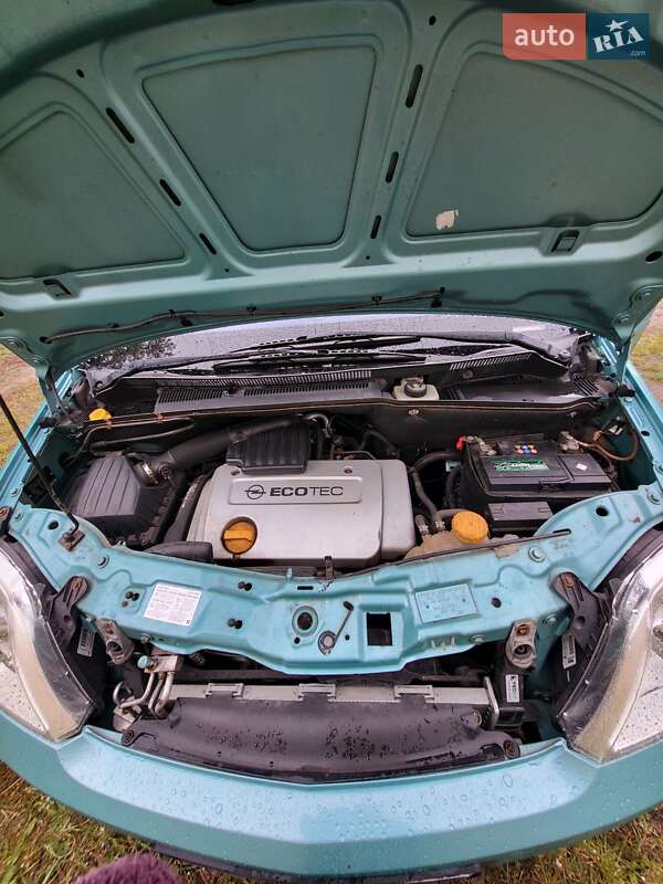 Мікровен Opel Meriva 2004 в Дубровиці