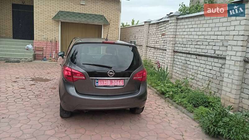 Мікровен Opel Meriva 2011 в Харкові