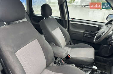 Микровэн Opel Meriva 2004 в 