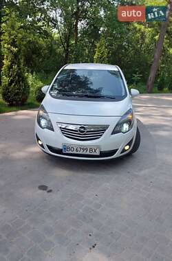 Микровэн Opel Meriva 2012 в Львове