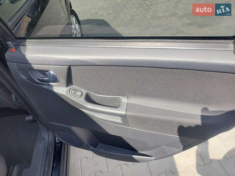 Микровэн Opel Meriva 2010 в Луцке