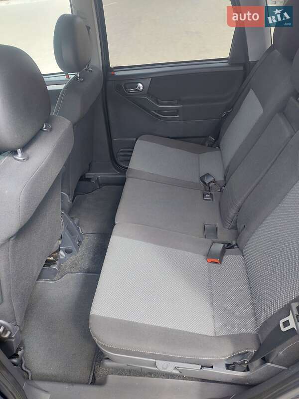 Микровэн Opel Meriva 2010 в Луцке