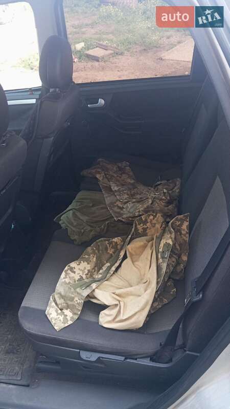 Микровэн Opel Meriva 2005 в Львове