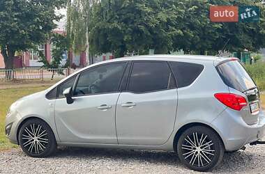 Микровэн Opel Meriva 2013 в 