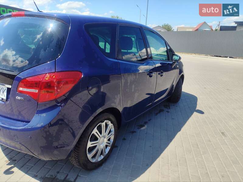 Микровэн Opel Meriva 2011 в Черкассах