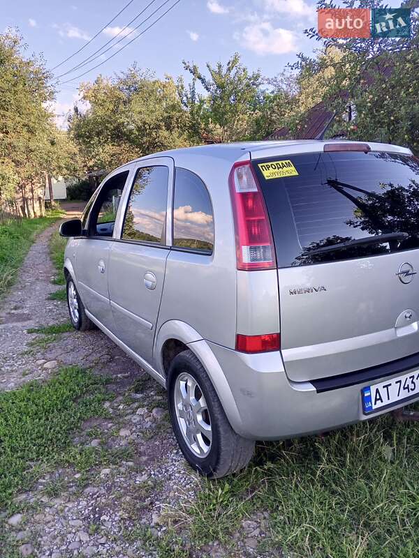 Микровэн Opel Meriva 2005 в Косове