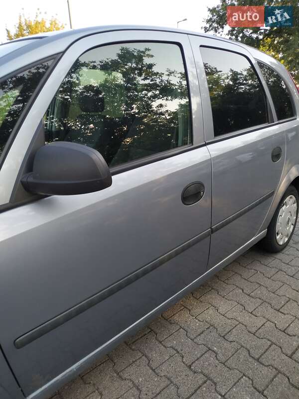 Мікровен Opel Meriva 2006 в Сваляві