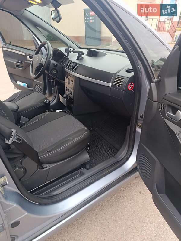 Микровэн Opel Meriva 2003 в Черняхове фото 16 Микровэн Opel Meriva 2003 в Черняхове