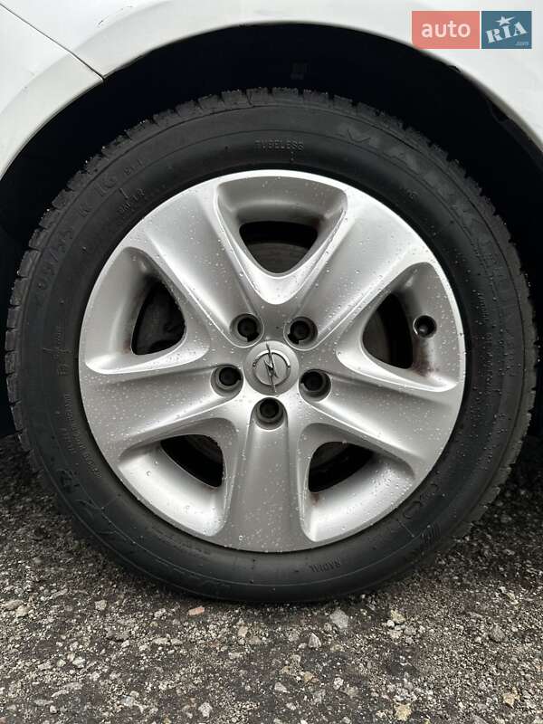 Мікровен Opel Meriva 2014 в Білогородці фото 6 Мікровен Opel Meriva 2014 в Білогородці