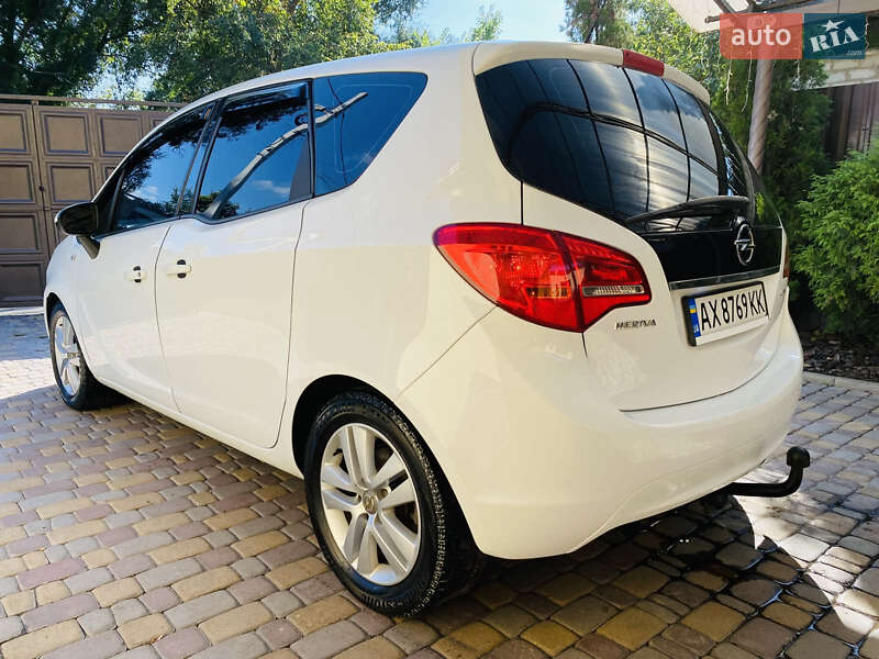 Микровэн Opel Meriva 2013 в Харькове