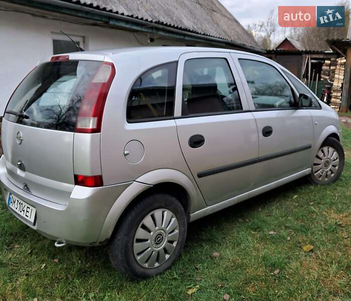 Микровэн Opel Meriva 2005 в Коростене