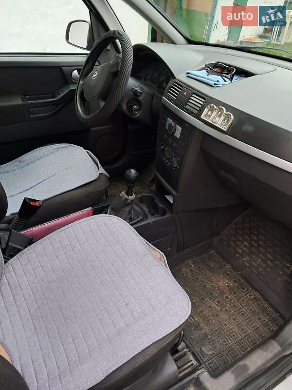 Микровэн Opel Meriva 2005 в Коростене