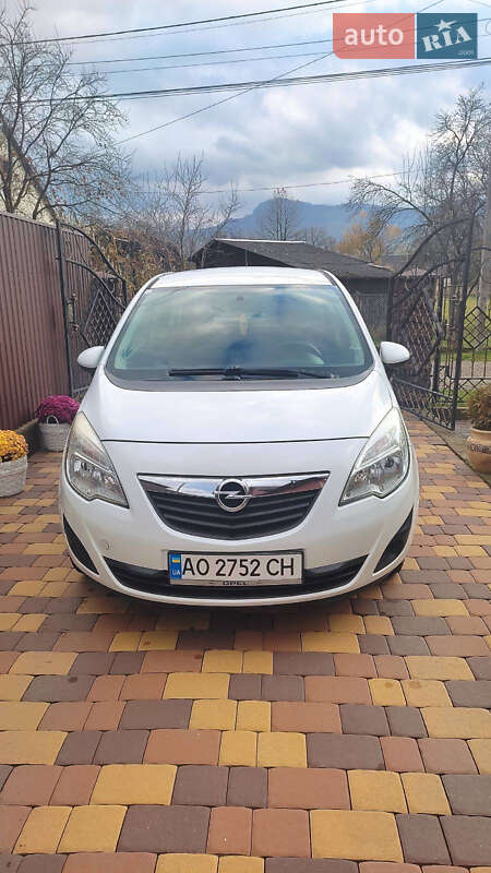 Микровэн Opel Meriva 2011 в Тячеве фото 2 Микровэн Opel Meriva 2011 в Тячеве