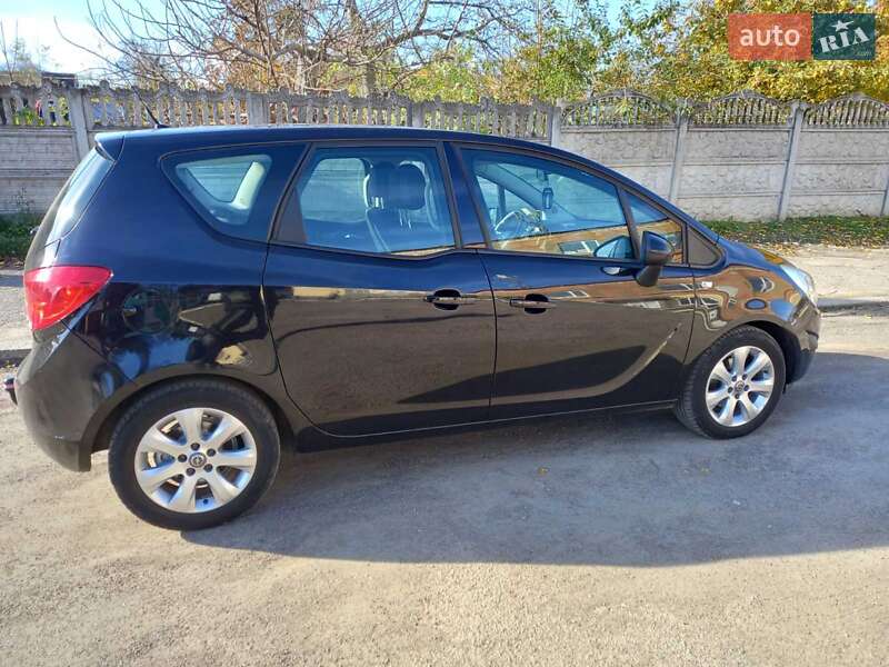 Микровэн Opel Meriva 2011 в Виннице