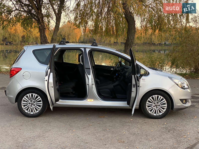 Мікровен Opel Meriva 2014 в Рівному