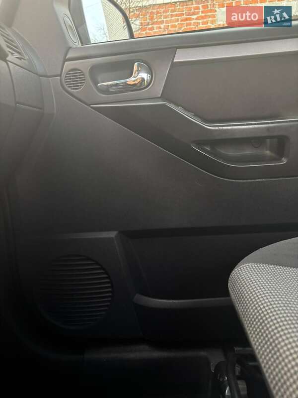 Микровэн Opel Meriva 2003 в Львове фото 24 Микровэн Opel Meriva 2003 в Львове