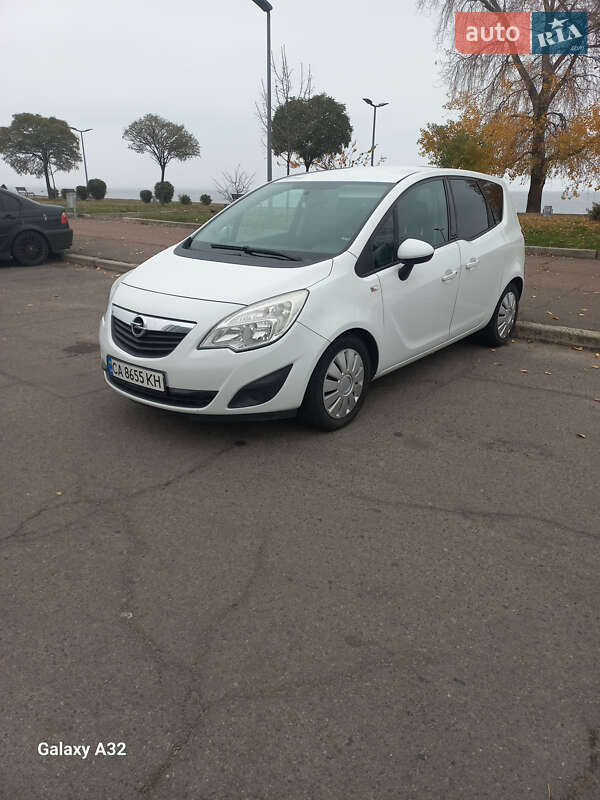 Opel Meriva 2010