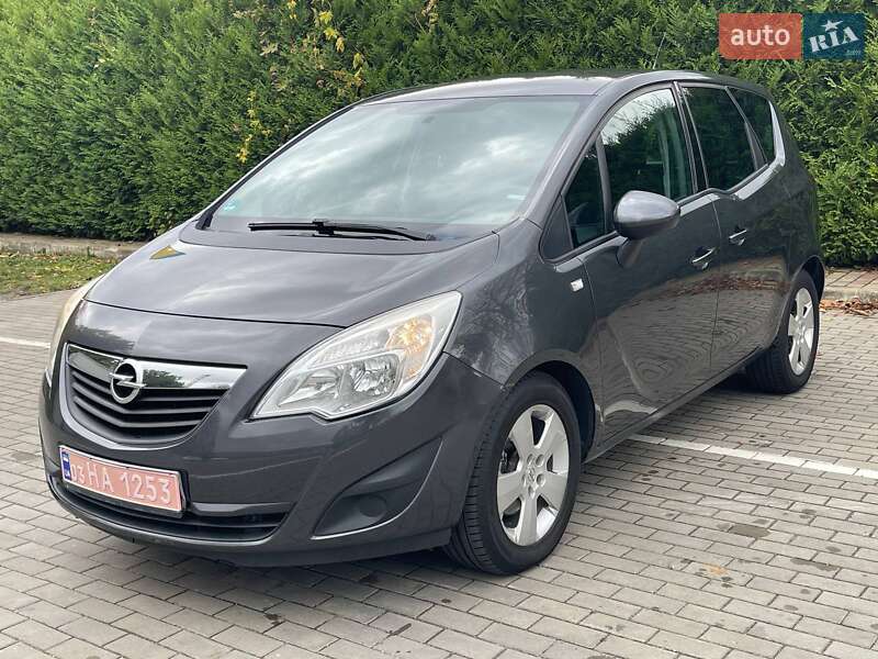 Микровэн Opel Meriva 2011 в Луцке фото 3 Микровэн Opel Meriva 2011 в Луцке