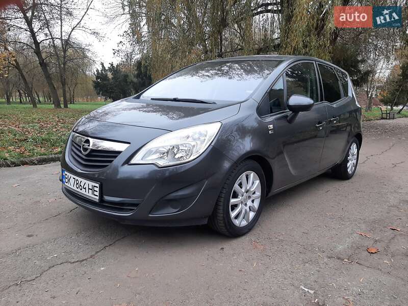 Opel Meriva 2012