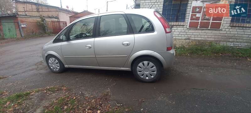 Микровэн Opel Meriva 2004 в Киеве