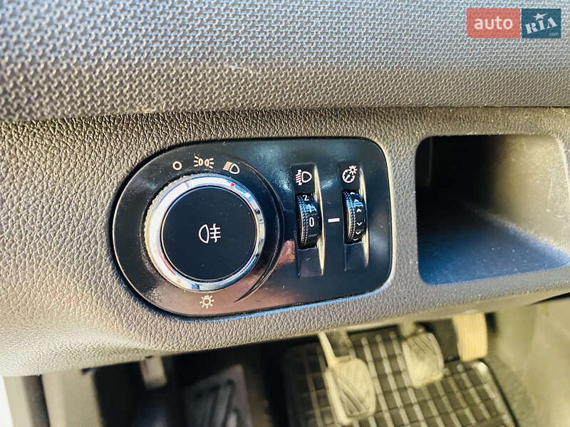 Микровэн Opel Meriva 2013 в Харькове