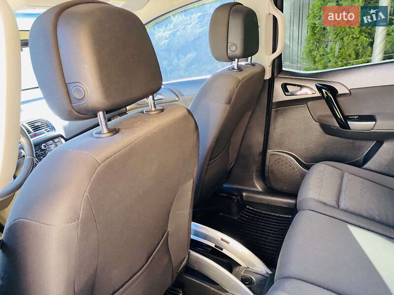 Микровэн Opel Meriva 2013 в Харькове