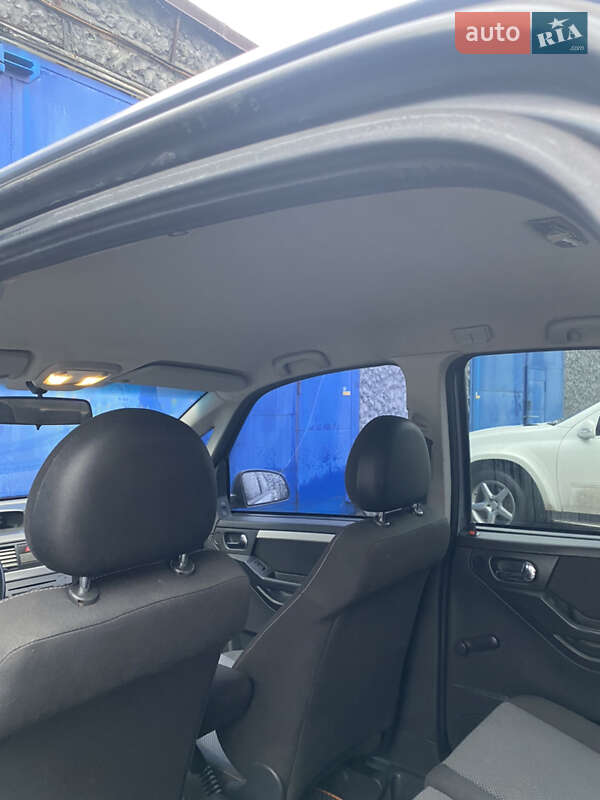 Микровэн Opel Meriva 2006 в Киеве