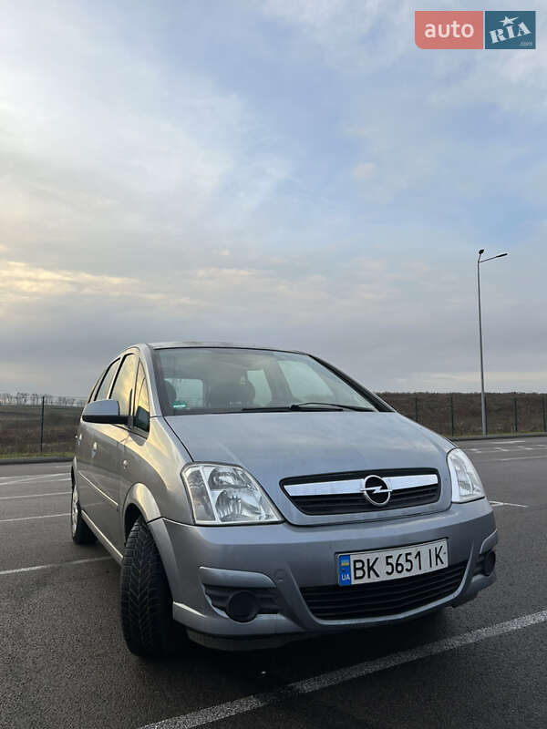 Микровэн Opel Meriva 2006 в Ровно