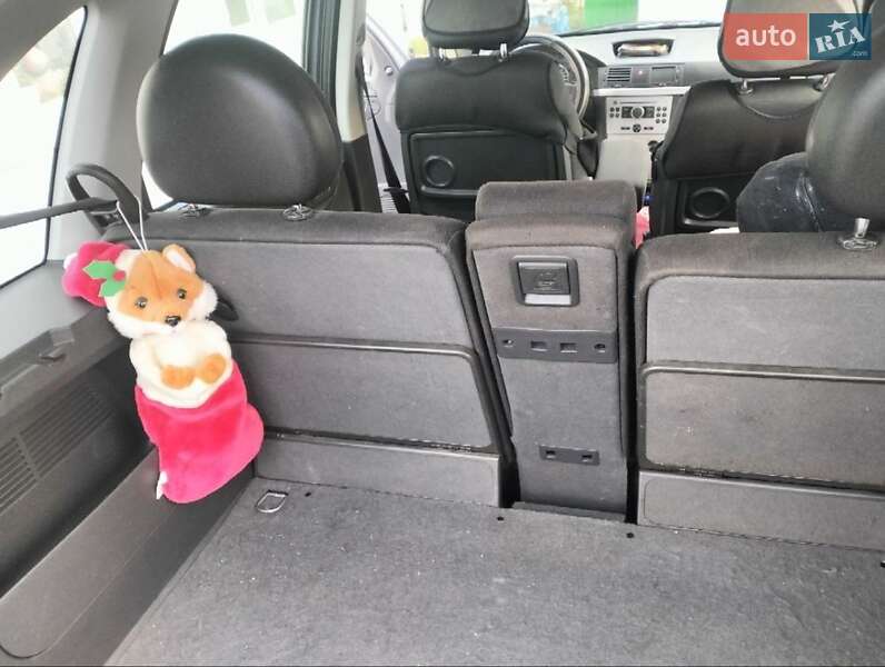Микровэн Opel Meriva 2005 в Умани фото 3 Микровэн Opel Meriva 2005 в Умани