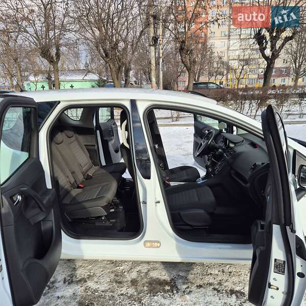 Мікровен Opel Meriva 2013 в Чернівцях