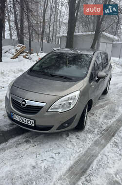 Мікровен Opel Meriva 2010 в Тернополі
