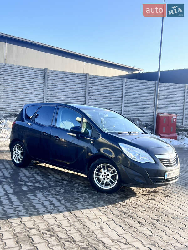 Opel Meriva 2012