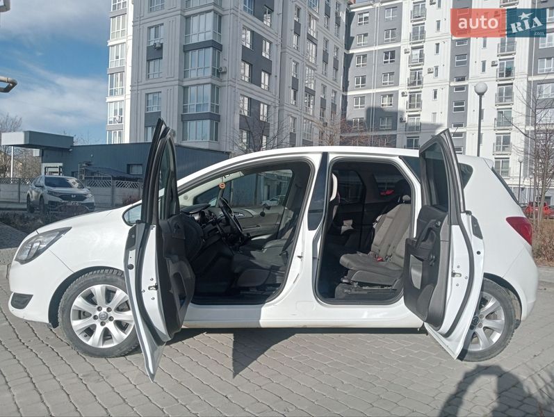 Микровэн Opel Meriva 2015 в Ивано-Франковске