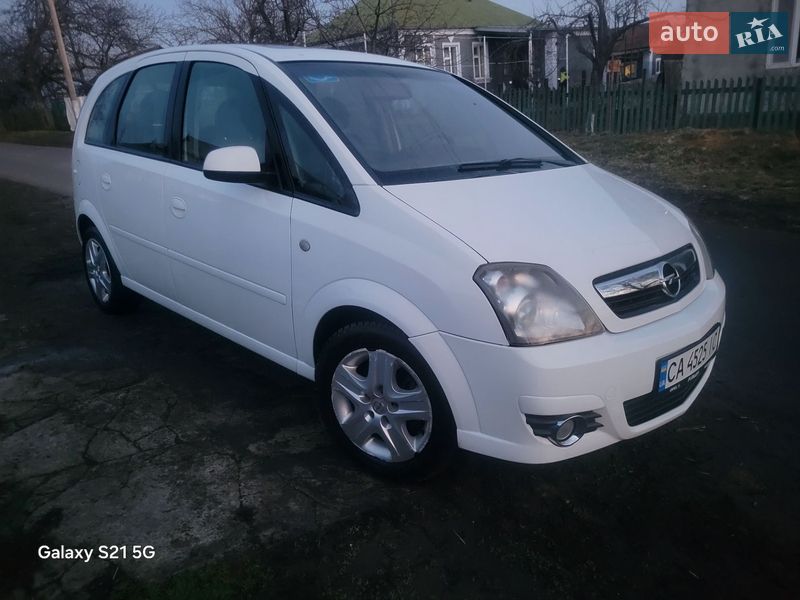 Микровэн Opel Meriva 2009 в Подольске