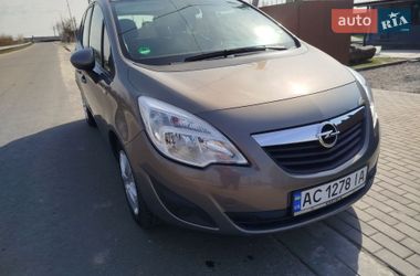 Микровэн Opel Meriva 2010 в Нововолынске