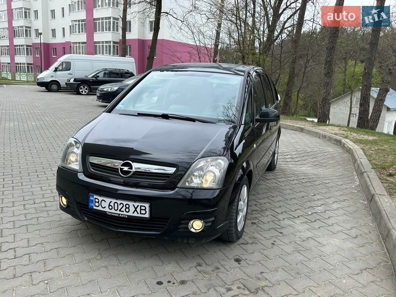 Микровэн Opel Meriva 2009 в Новояворовске