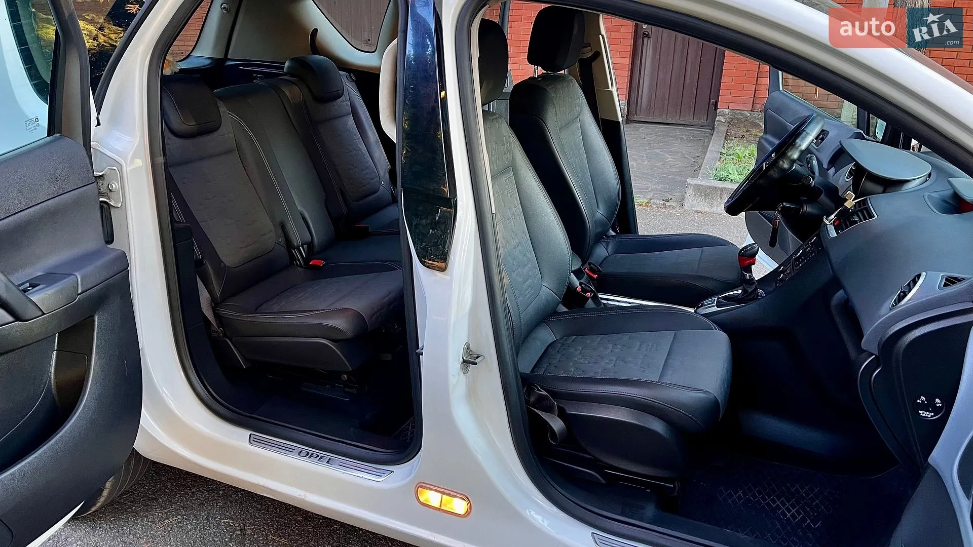 2010 Opel Meriva - мініатюра 16