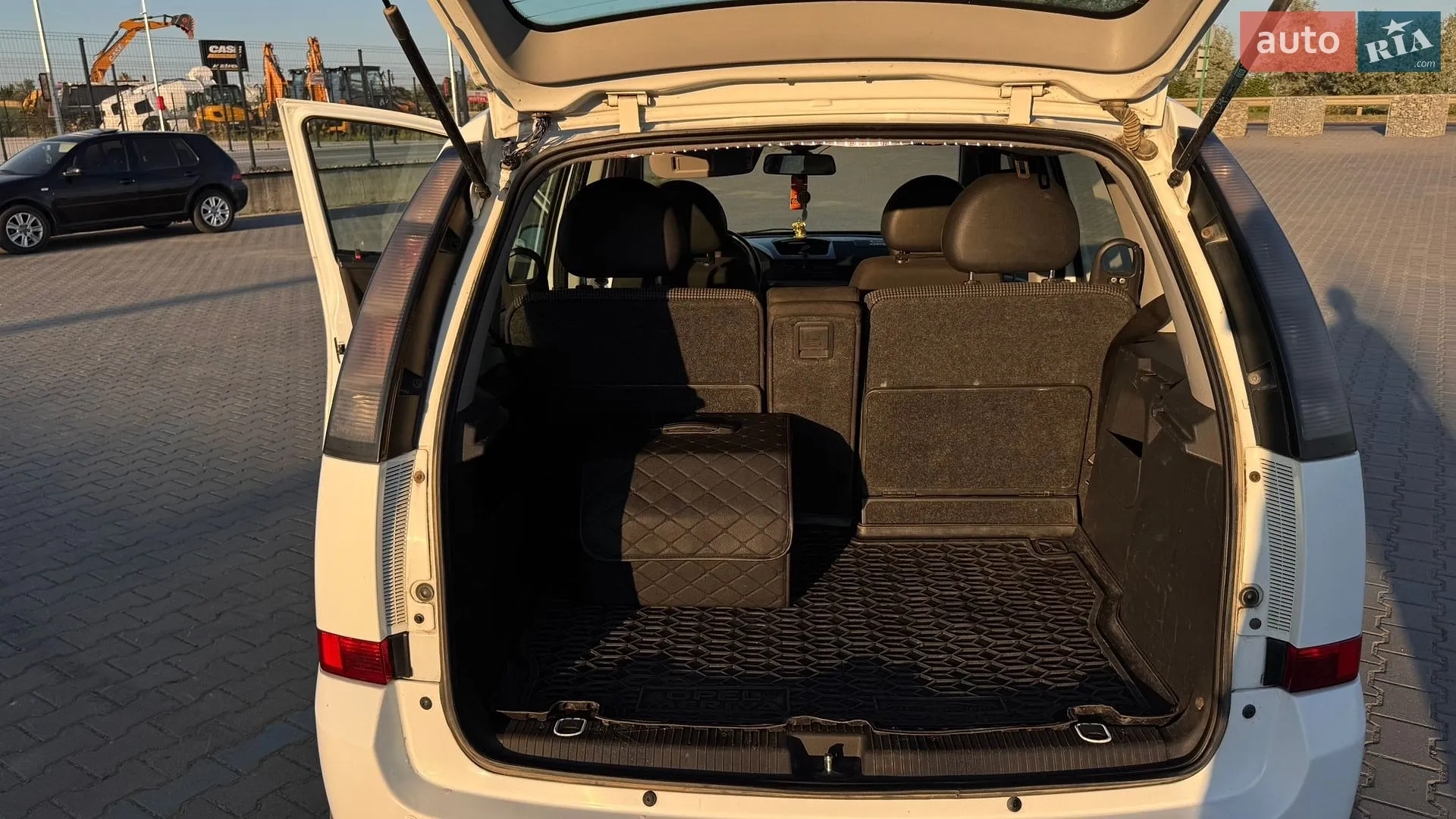 2010 Opel Meriva - мініатюра 9