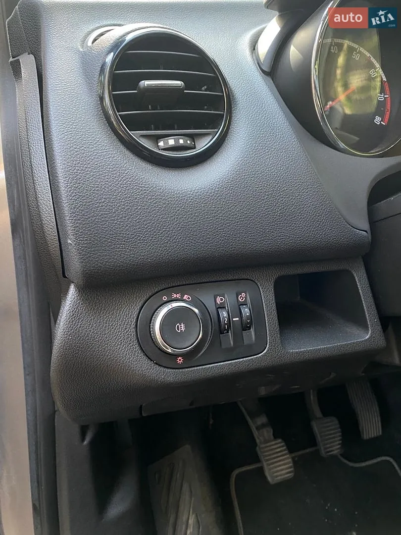 2010 Opel Meriva - мініатюра 9