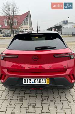 Внедорожник / Кроссовер Opel Mokka-e 2023 в 