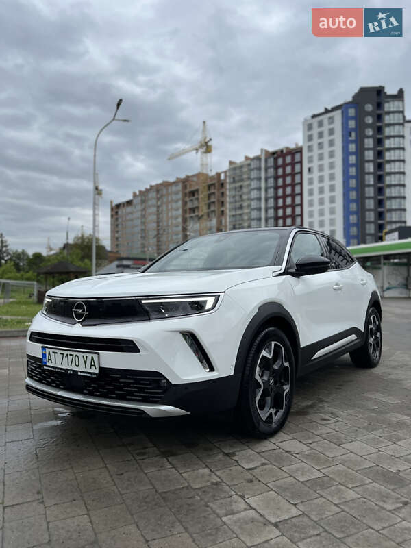 Позашляховик / Кросовер Opel Mokka-e 2021 в 