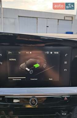 Внедорожник / Кроссовер Opel Mokka-e 2021 в 