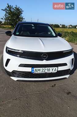 Позашляховик / Кросовер Opel Mokka-e 2021 в 